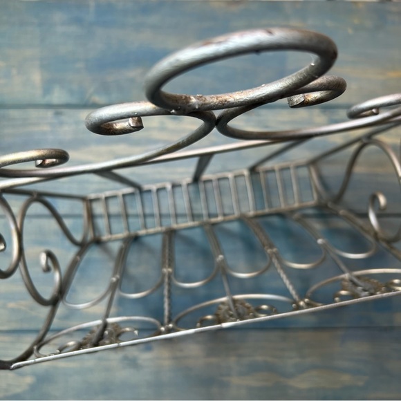 Vintage MCM Magazine Rack - Picture 7 of 15